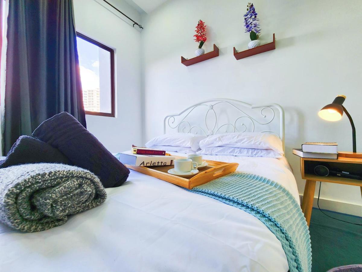 Klia Lili Residensi 5 Plus 2 Pax With Splendid Pool Nilai Buitenkant foto